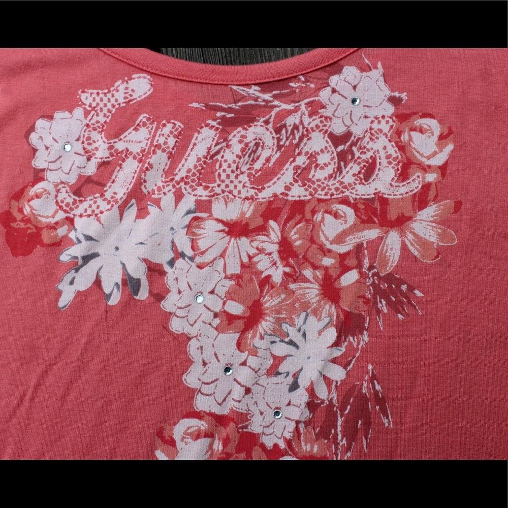 GUESS pink tee - Picture 4 of 4